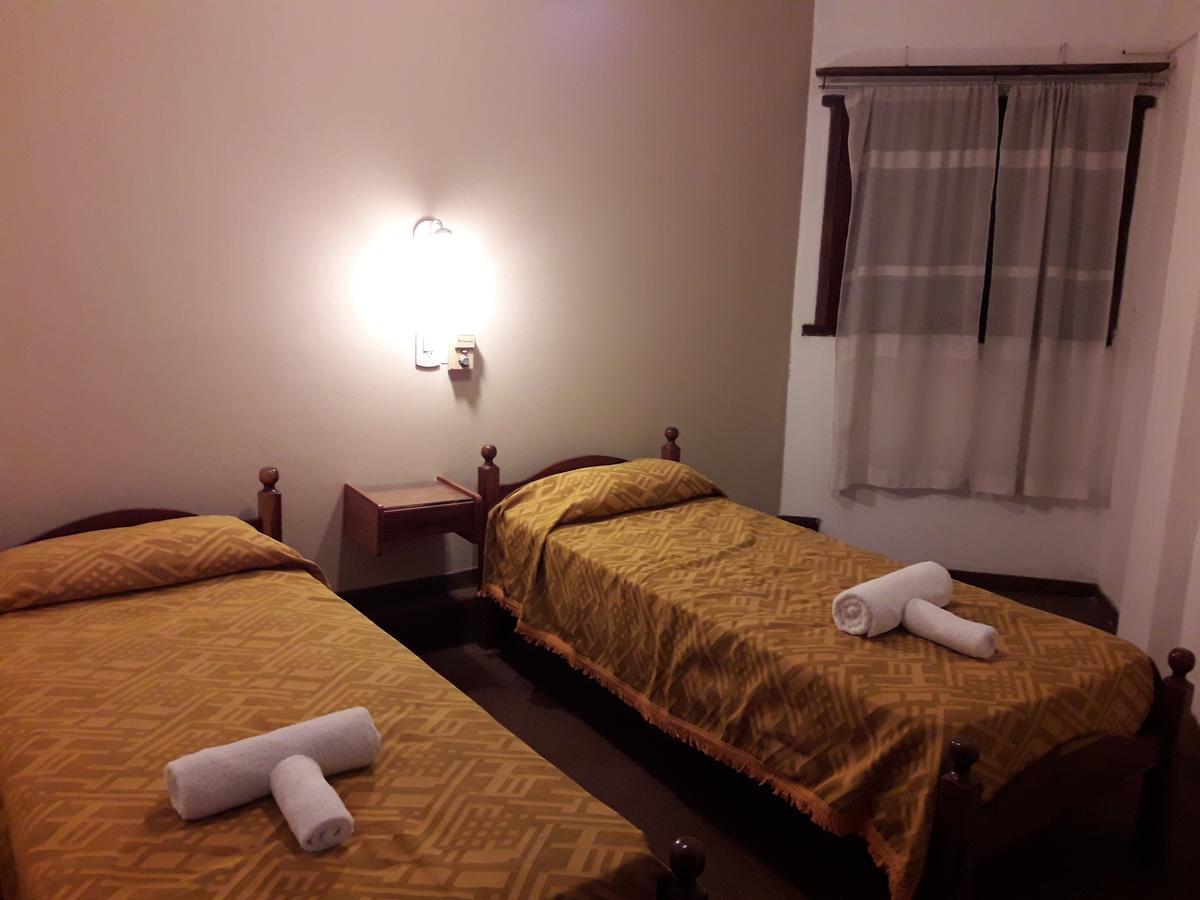 Hotel Daives Termas de Río Hondo Kültér fotó
