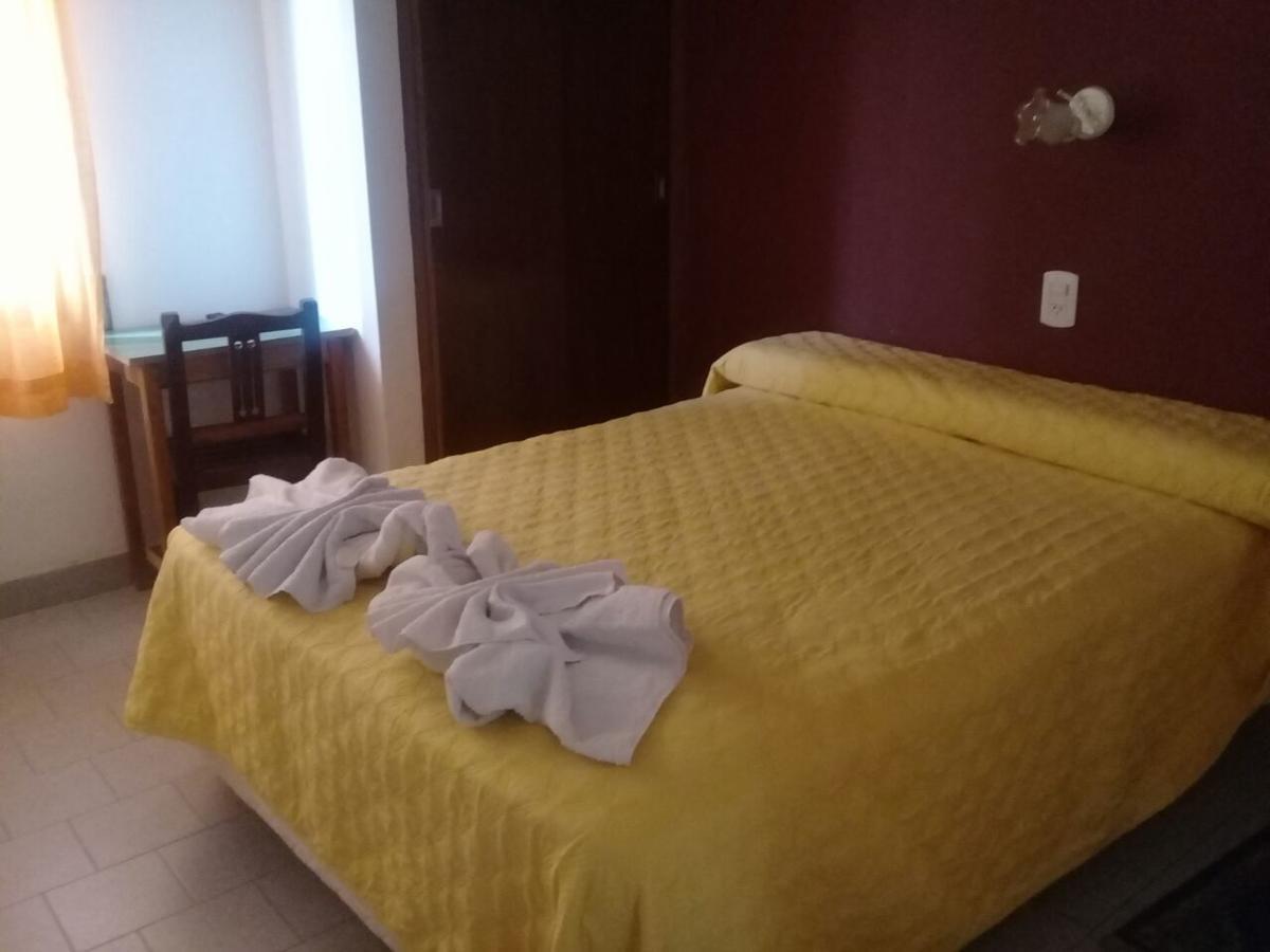 Hotel Daives Termas de Río Hondo Kültér fotó